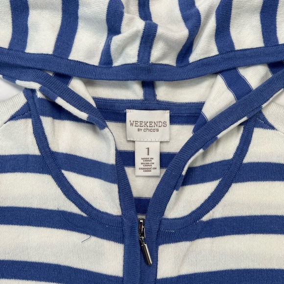 Weekends by Chico’s Zip Up Jacket w/ Hood and 3/4 Sleeves - smokey blue, size 8 - Picture 3 of 11